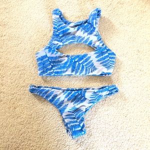 Mikoh Set Size Small.